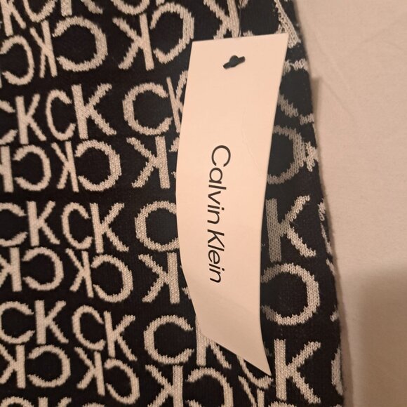 Calvin Klein Women's All Over Logo Black & White Knit Skirt K4VR8771‎ NWT Size L - Picture 3 of 6